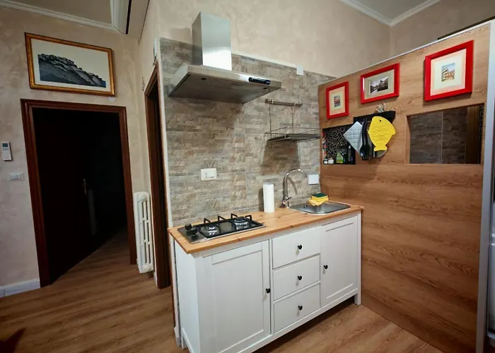Casa Con Idromassaggio Metro C Alessandrino - San Giovanni E Trenino Laziali-Termini -Betti House